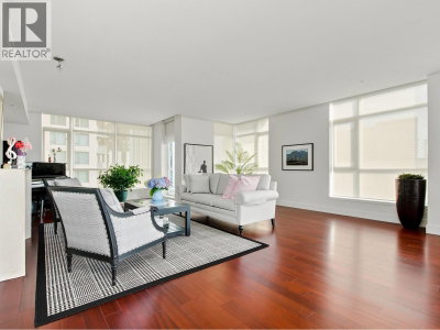 6080 IONA Drive | Vancouver British Columbia | Slide Image Four