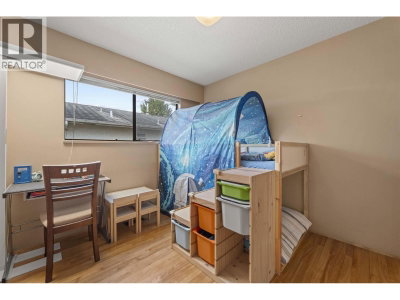9560 GLENDOWER Drive | Richmond British Columbia | Slide Image Twelve