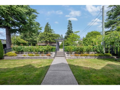 13632 BLACKBURN Avenue | White Rock British Columbia | Slide Image Three