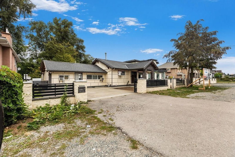 13317 84 Avenue Surrey British Columbia, V3W 3H1 - 7 Bedrooms Home For Sale