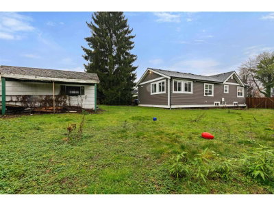 46022 CLARKE Drive | Chilliwack British Columbia | Slide Image Thirty-seven