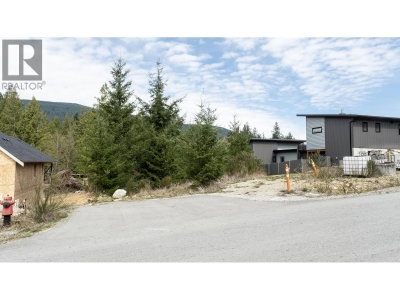 1221 CASTLE Road | Gibsons British Columbia | Slide Image Two