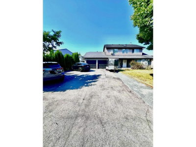 7376 123 Street | Surrey British Columbia | Slide Image Twenty-five