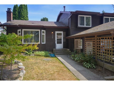 7340 TODD Crescent | Surrey British Columbia | Slide Image Four