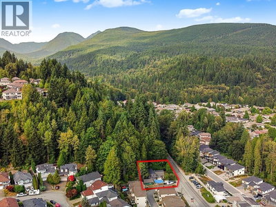 1420 PIPELINE Road | Coquitlam British Columbia | Slide Image Two