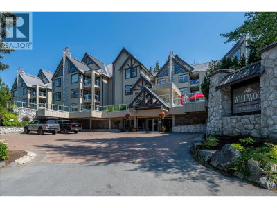 4749 SPEARHEAD Drive | Whistler British Columbia | Slide Image Eighteen