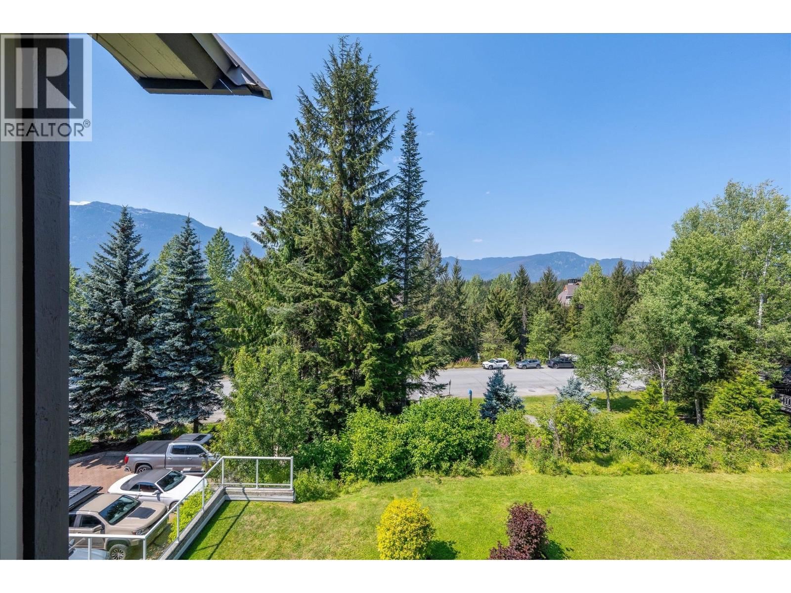 302 4749 SPEARHEAD Drive property photo