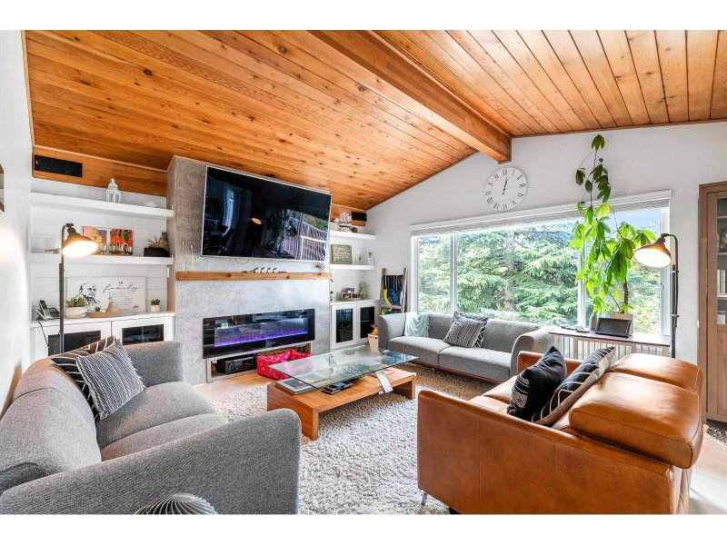 10662 SANTA MONICA Place Delta British Columbia, V4C 1R2 - 5 Bedrooms Home For Sale