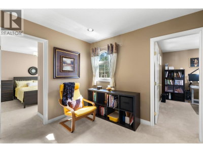 3285 CHARTWELL | Coquitlam British Columbia | Slide Image Nineteen