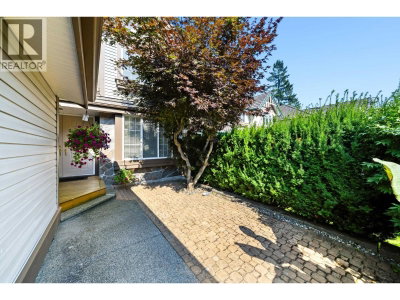 3285 CHARTWELL | Coquitlam British Columbia | Slide Image Two