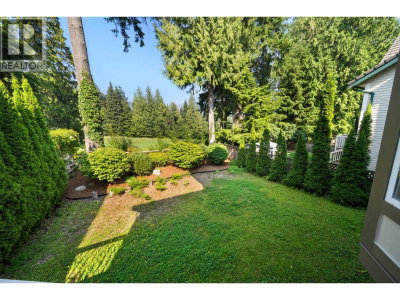 3285 CHARTWELL | Coquitlam British Columbia | Slide Image Thirty-eight