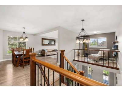 35823 GRAYSTONE Drive | Abbotsford British Columbia | Slide Image Seven