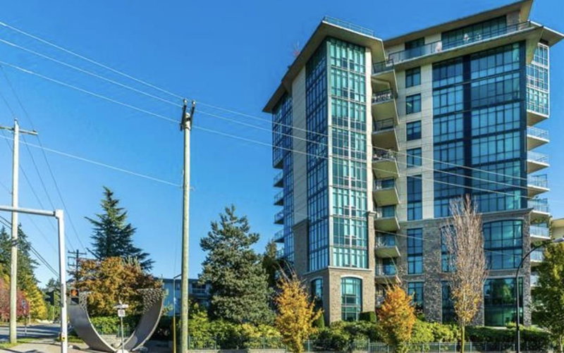 14824 NORTH BLUFF Road White Rock British Columbia, V4B 3E2 - 2 Bedrooms Condo For Sale