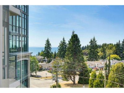 14824 NORTH BLUFF Road | White Rock British Columbia | Slide Image Thirteen