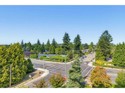 14824 NORTH BLUFF Road | White Rock British Columbia | Slide Image Thirty-five
