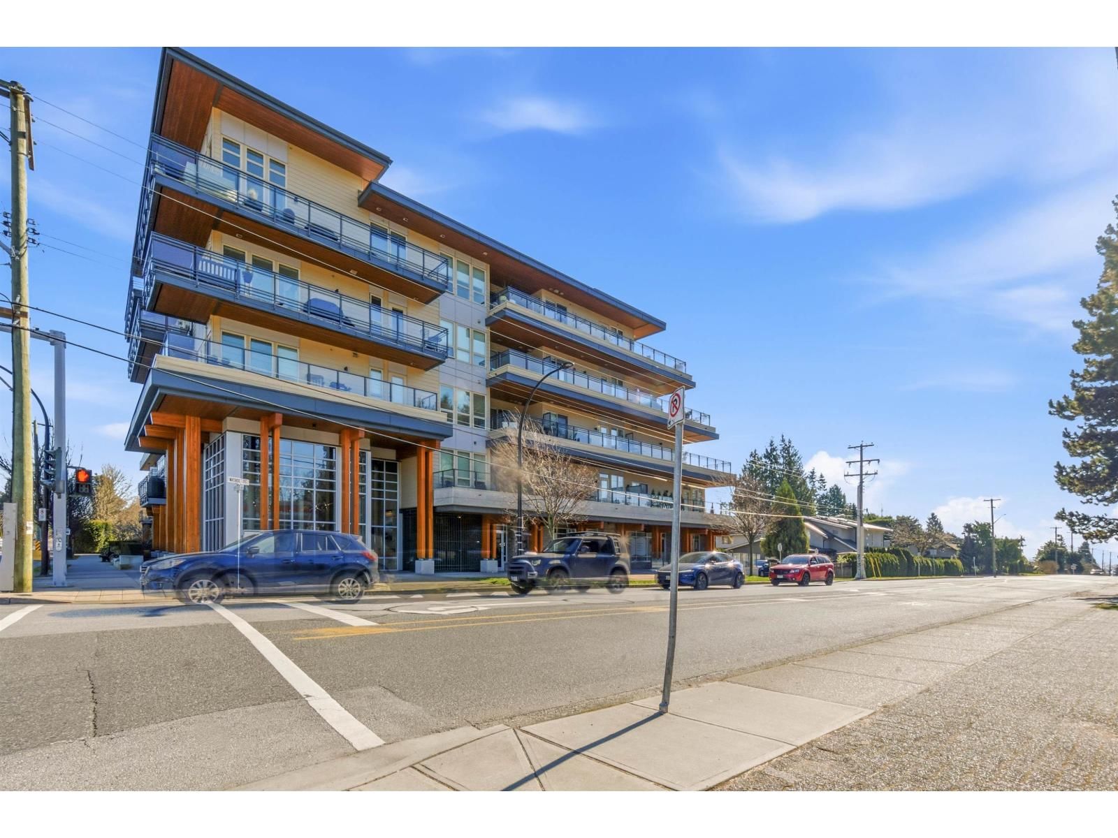 14022 NORTH BLUFF Road, White Rock, British Columbia V4B 0B7