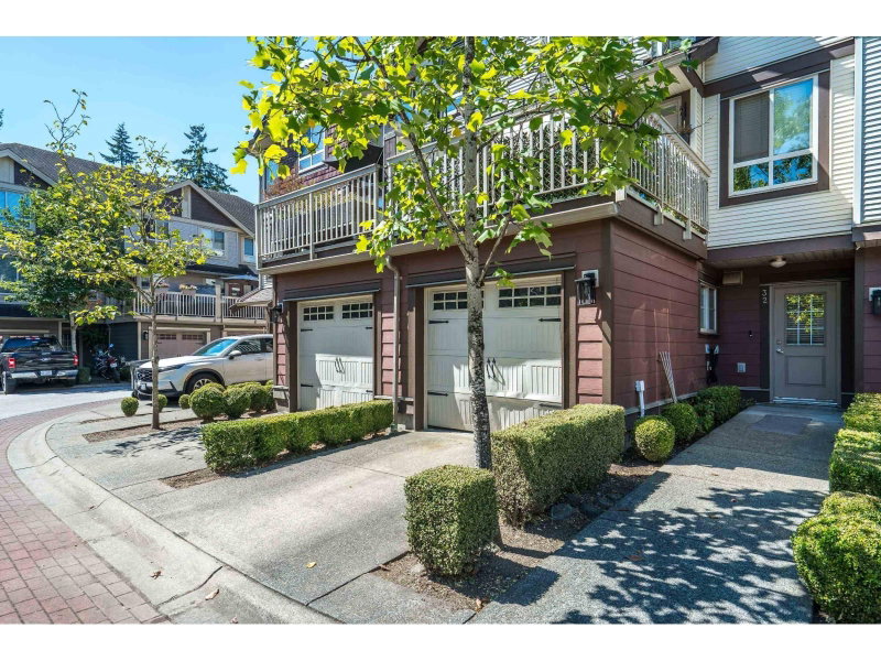 19560 68 Avenue Surrey British Columbia, V4N 5Y5 - 4 Bedrooms Condo For Sale