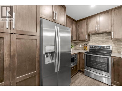 2465 WILSON Avenue | Port Coquitlam British Columbia | Slide Image Six