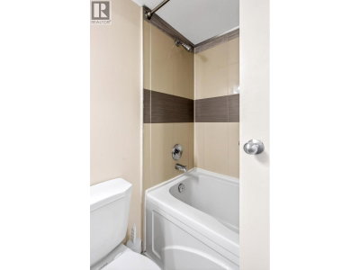 1122 KING ALBERT Avenue | Coquitlam British Columbia | Slide Image Nineteen