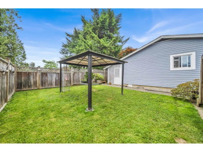 4174 BRADNER Road | Abbotsford British Columbia | Slide Image Five