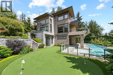 2972 BURFIELD Place | West Vancouver British Columbia | Slide Image Eight