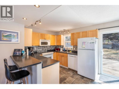 2073 WOODHAVEN Drive | Prince George British Columbia | Slide Image Thirteen