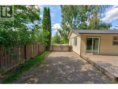 2073 WOODHAVEN Drive | Prince George British Columbia | Slide Image Three