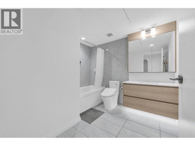 2085 SKYLINE Court | Burnaby British Columbia | Slide Image Fifteen