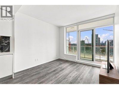 4650 BRENTWOOD Boulevard | Burnaby British Columbia | Slide Image Three