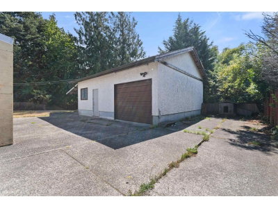 46194 GREENWOOD Drive | Chilliwack British Columbia | Slide Image Thirty-six