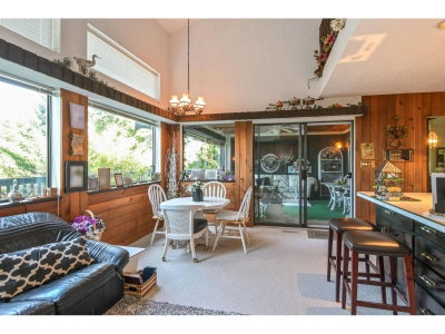 2704 ST. MORITZ Way | Abbotsford British Columbia | Slide Image Thirteen