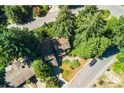 2704 ST. MORITZ Way | Abbotsford British Columbia | Slide Image Two