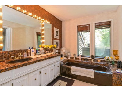 2704 ST. MORITZ Way | Abbotsford British Columbia | Slide Image Twenty-two