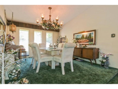 2704 ST. MORITZ Way | Abbotsford British Columbia | Slide Image Nine