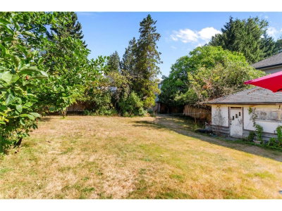 13897 100 Avenue | Surrey British Columbia | Slide Image Four