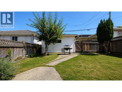 4458 SKEENA Street | Vancouver British Columbia | Slide Image Thirty-four
