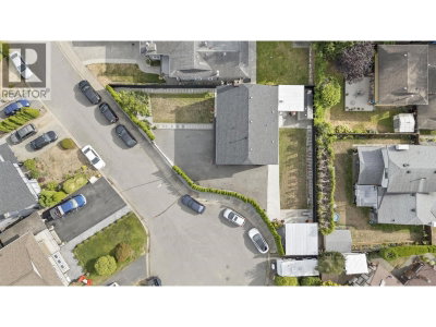 11721 FURUKAWA Place | Maple Ridge British Columbia | Slide Image Three