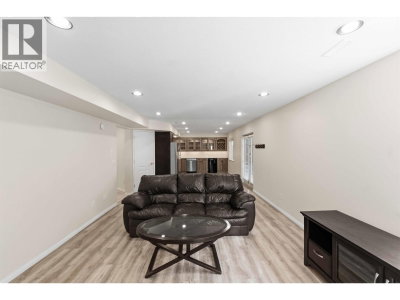 23500 109 Avenue | Maple Ridge British Columbia | Slide Image Thirty-one