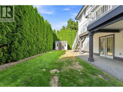 23500 109 Avenue | Maple Ridge British Columbia | Slide Image Thirty-seven