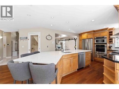 23500 109 Avenue | Maple Ridge British Columbia | Slide Image Seven