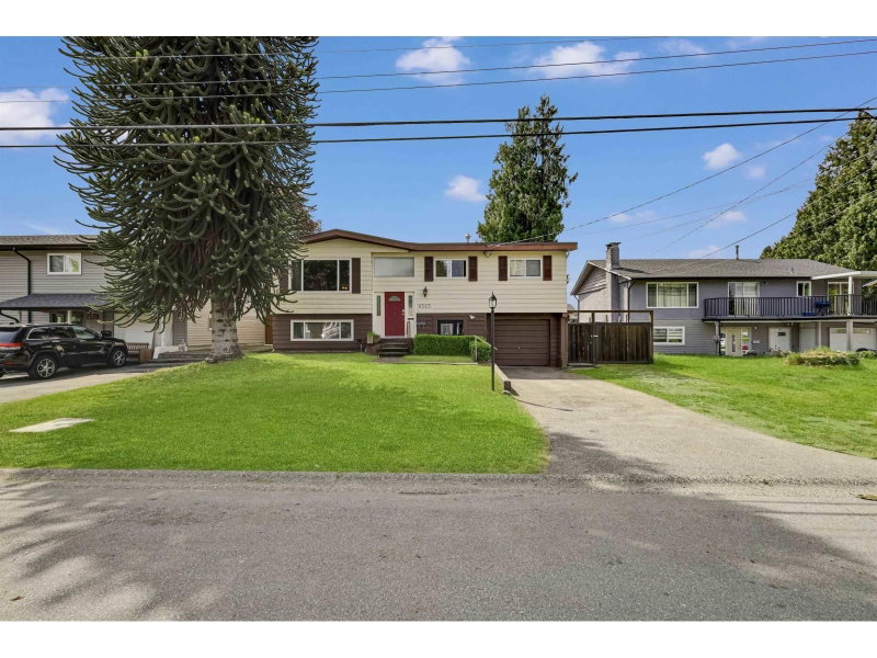 9323 119 Street Delta British Columbia, V4C 6M7 - 4 Bedrooms Home For Sale