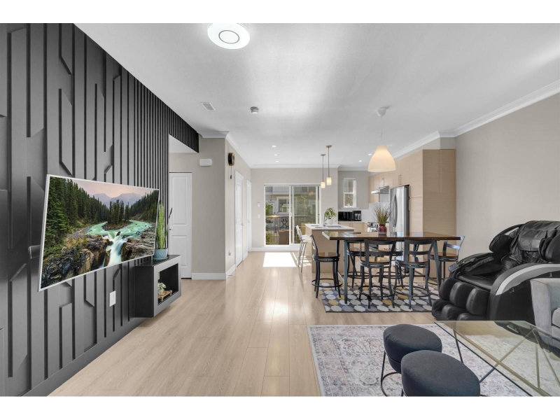 12073 62 Avenue Surrey British Columbia, V3X 0K4 - 4 Bedrooms Condo For Sale