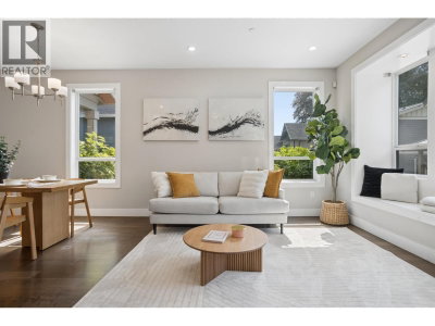 2020 CARSON Court | North Vancouver British Columbia | Slide Image Twelve