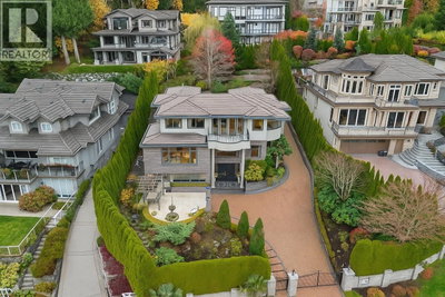 1525 ERRIGAL Place | West Vancouver British Columbia | Slide Image Thirty-eight