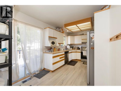 1189 BRISBANE Avenue | Coquitlam British Columbia | Slide Image Eight