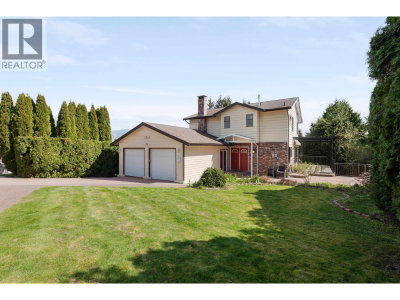 2950 KEETS Drive | Coquitlam British Columbia | Slide Image Two