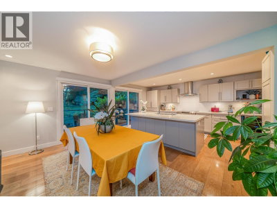 2214 FOLKSTONE Way | West Vancouver British Columbia | Slide Image Seventeen
