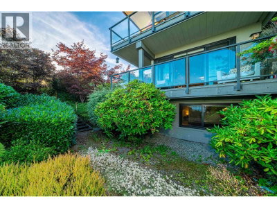 2214 FOLKSTONE Way | West Vancouver British Columbia | Slide Image Thirty-one