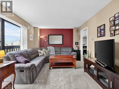 162 JAMES Road | Port Moody British Columbia | Slide Image Eleven