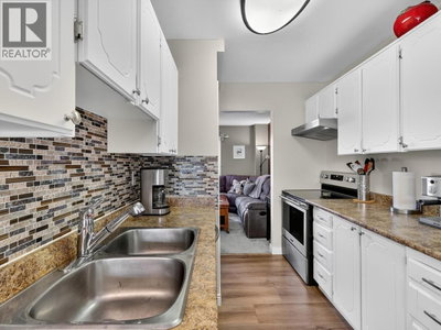 162 JAMES Road | Port Moody British Columbia | Slide Image Eight